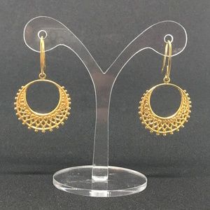 Gold tone circle earrings